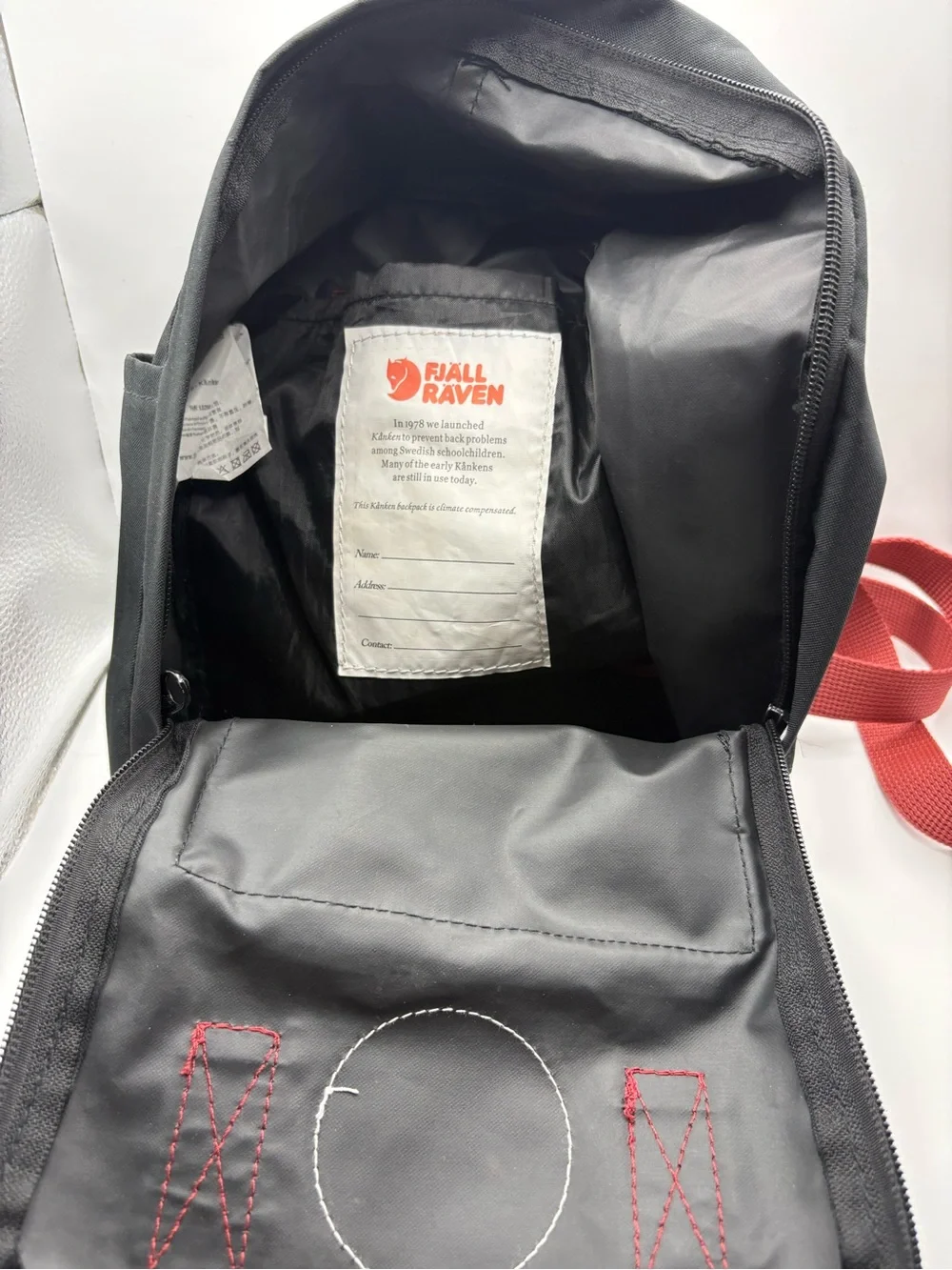 Fjallraven Kanken Mini Backpack Black Red Adjustable Straps & Pockets